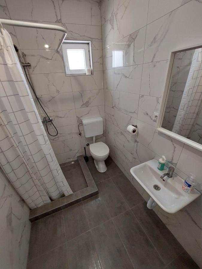 סקארדין Apartmani Dejan מראה חיצוני תמונה