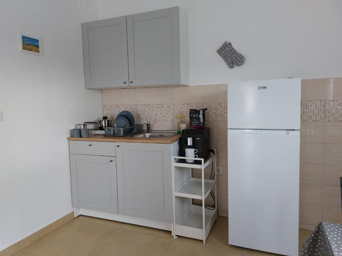 סקארדין Apartmani Dejan מראה חיצוני תמונה
